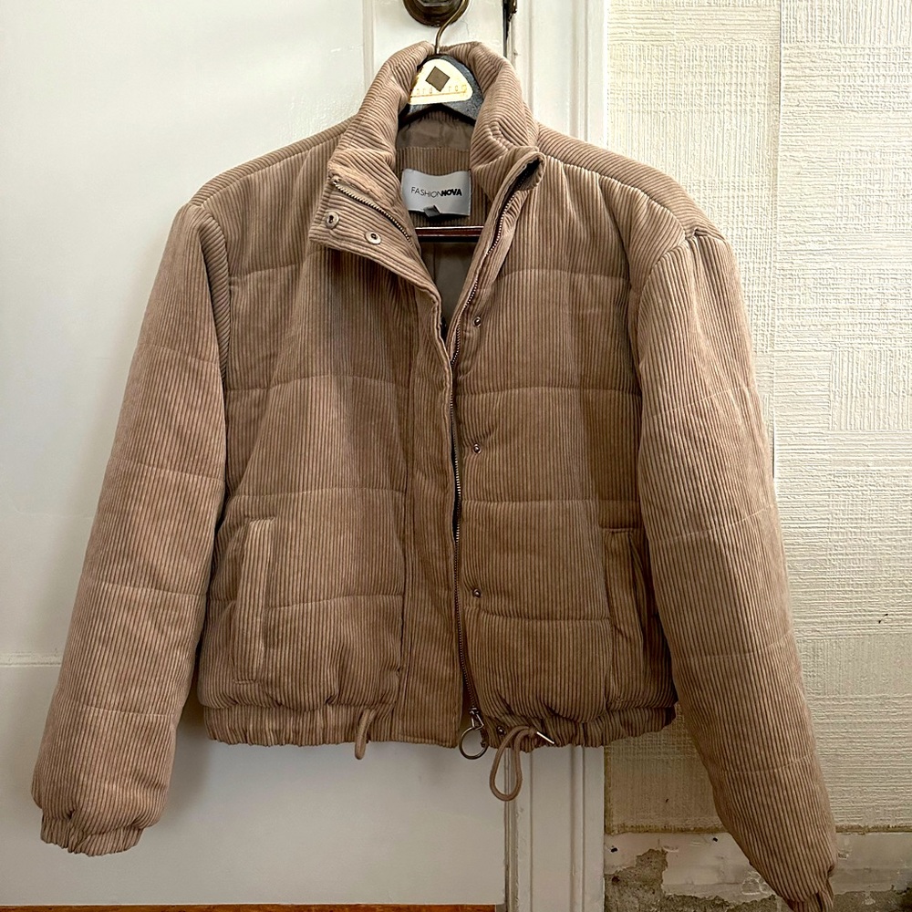 Beige Fashion Nova Corduroy Puffer. Only worn once, basically new condition!